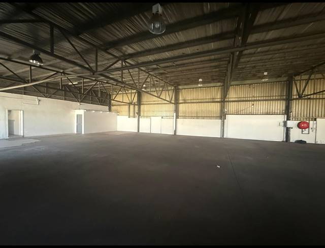 600M² WAREHOUSE TO LET IN ALRODE